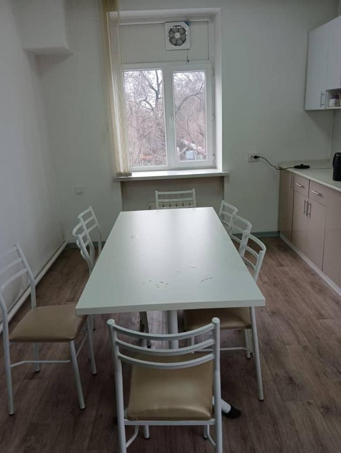 Bekbro Hostel Bishkek Luaran gambar